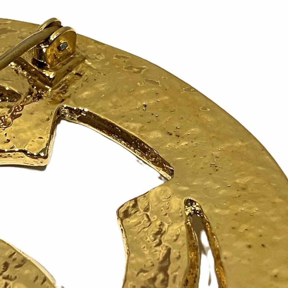 CHANEL Authentic Gold Brooch - Picture 8 of 9